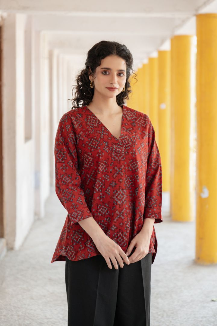 Maroon Ajrakh Hand Block Printed Cotton Top with V-Neck – Rekh