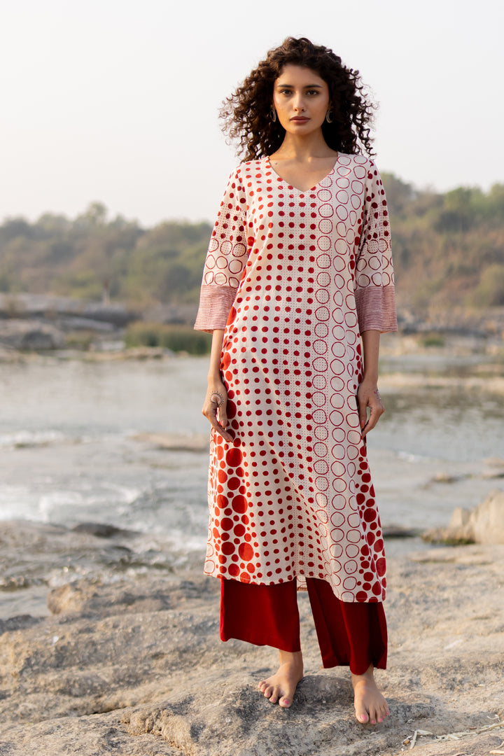 Bagh Circle Print Maroon Cotton Straight Kurta – Tarang