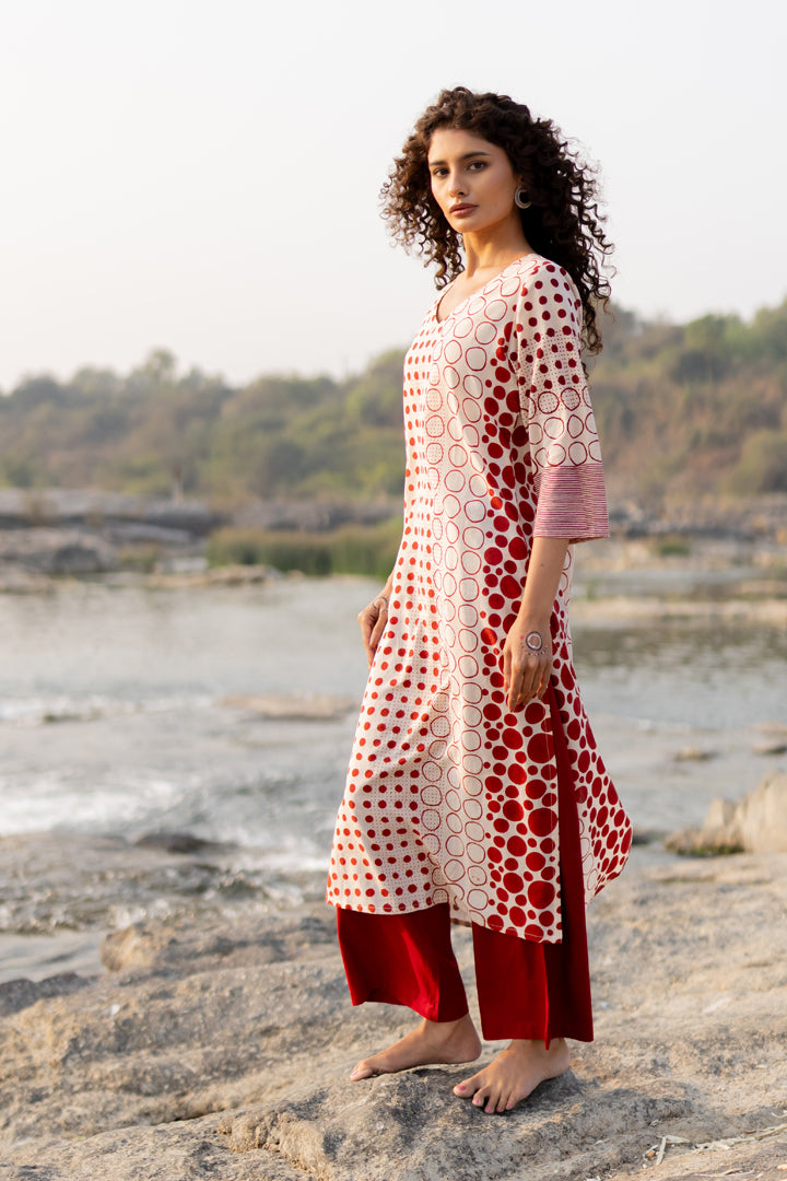 Bagh Circle Print Maroon Cotton Straight Kurta – Tarang