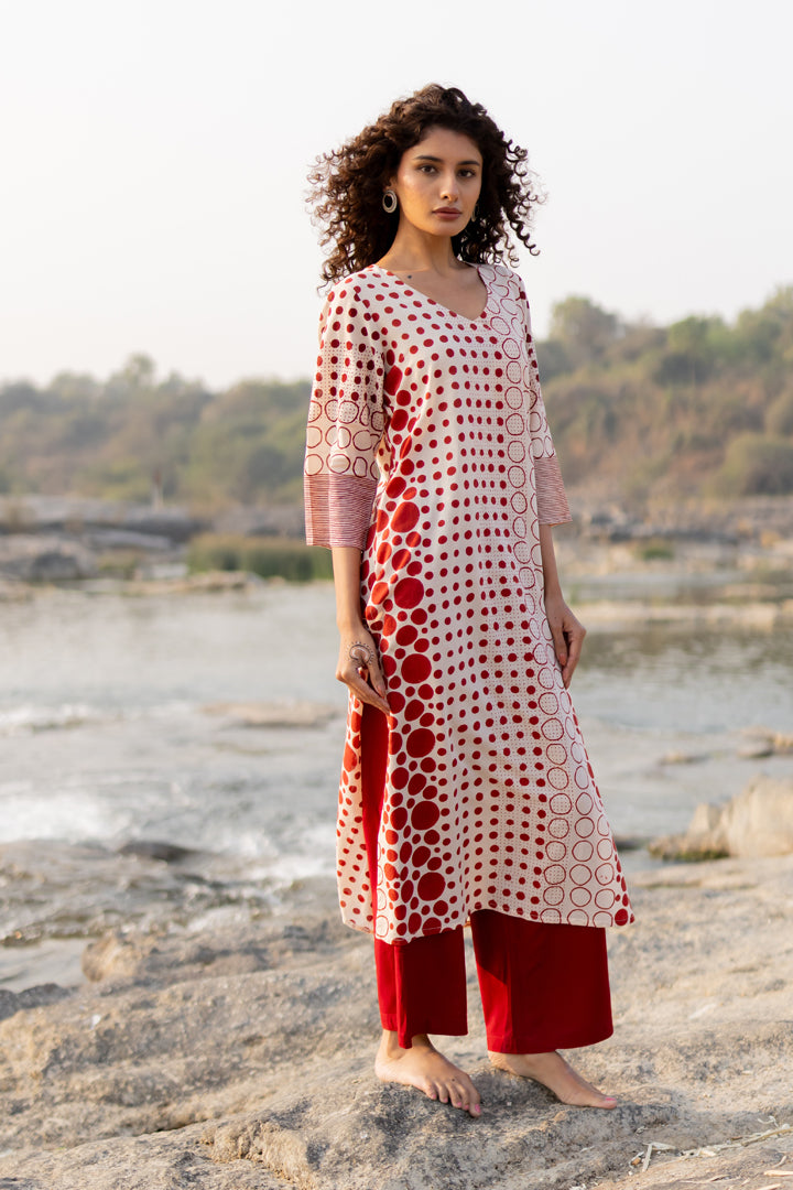 Bagh Circle Print Maroon Cotton Straight Kurta – Tarang