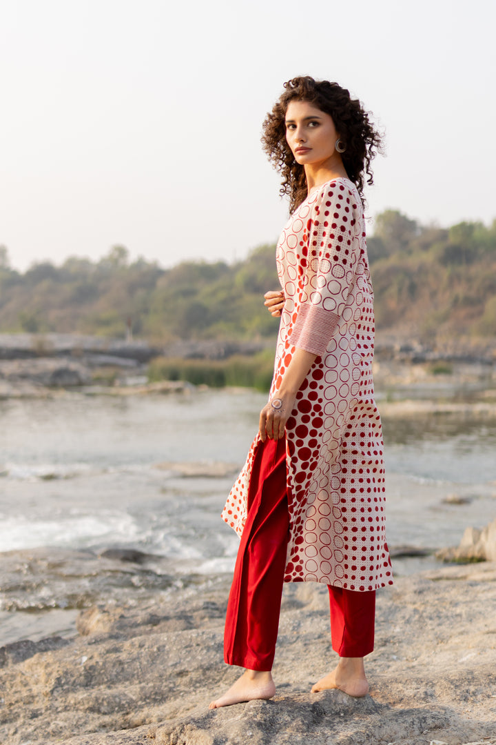 Bagh Circle Print Maroon Cotton Straight Kurta – Tarang
