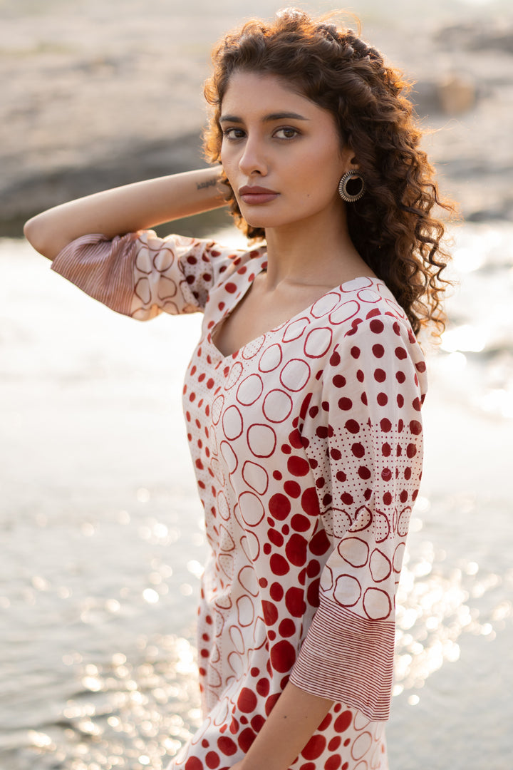Bagh Circle Print Maroon Cotton Straight Kurta – Tarang
