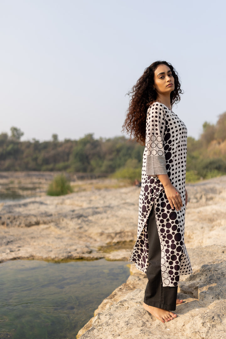 Black Bagh Circle Print Cotton Straight Kurta – Tarang