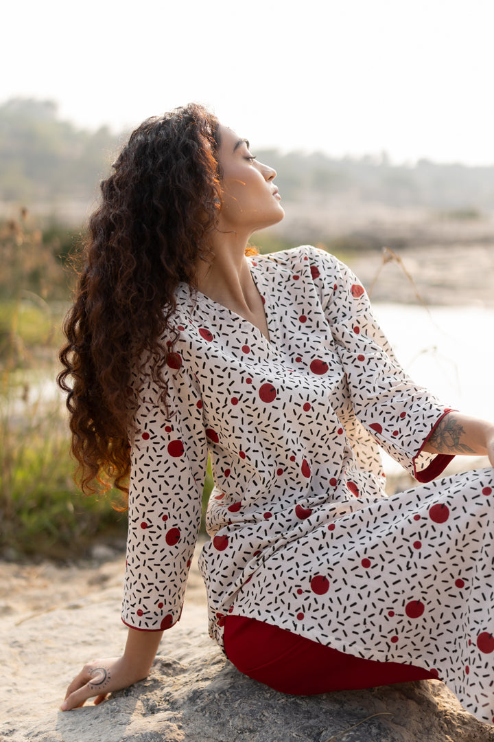 Off-White Bagh Print Cotton Kurta with Maroon Trim – Tarang