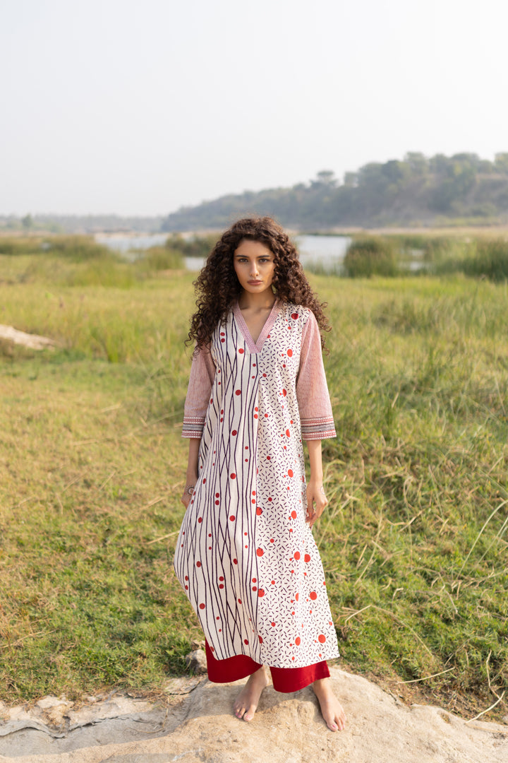 Off-White Bagh Half & Half Cotton V-Neck Kurta – Tarang