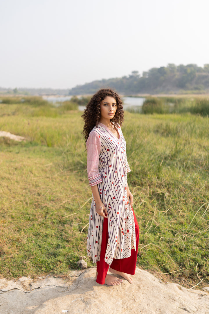 Off-White Bagh Half & Half Cotton V-Neck Kurta – Tarang