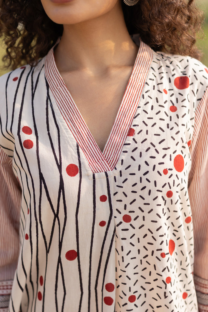 Off-White Bagh Half & Half Cotton V-Neck Kurta – Tarang
