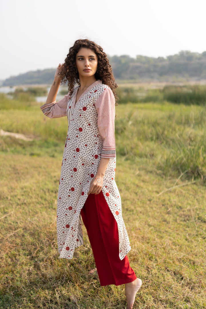 Off-White Bagh Half & Half Cotton V-Neck Kurta – Tarang