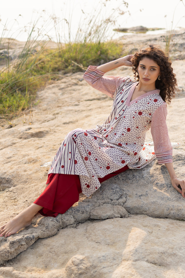 Off-White Bagh Half & Half Cotton V-Neck Kurta – Tarang