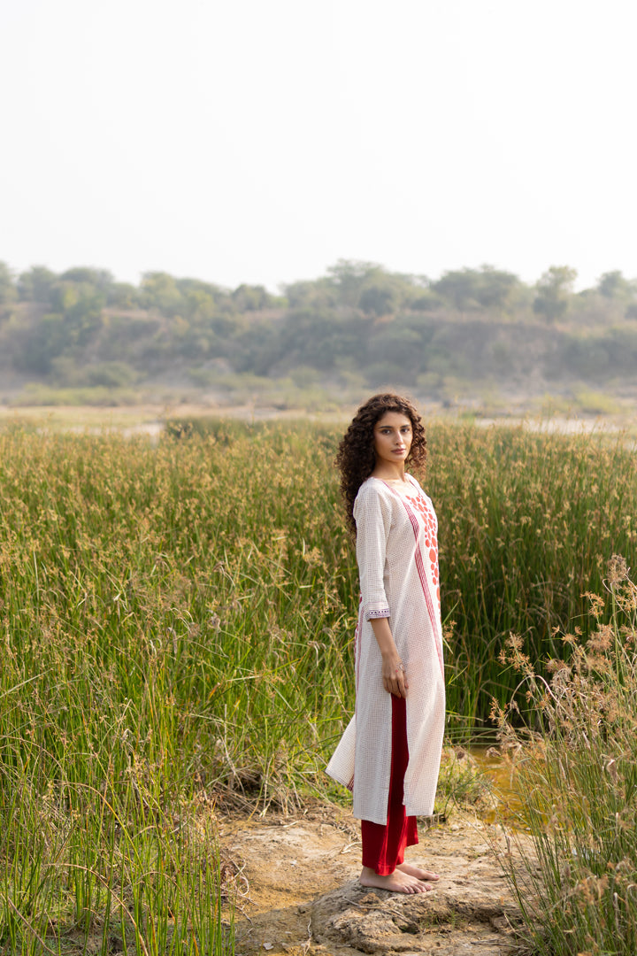 Off-White & Maroon Bagh Hand Print Cotton Kurta – Tarang