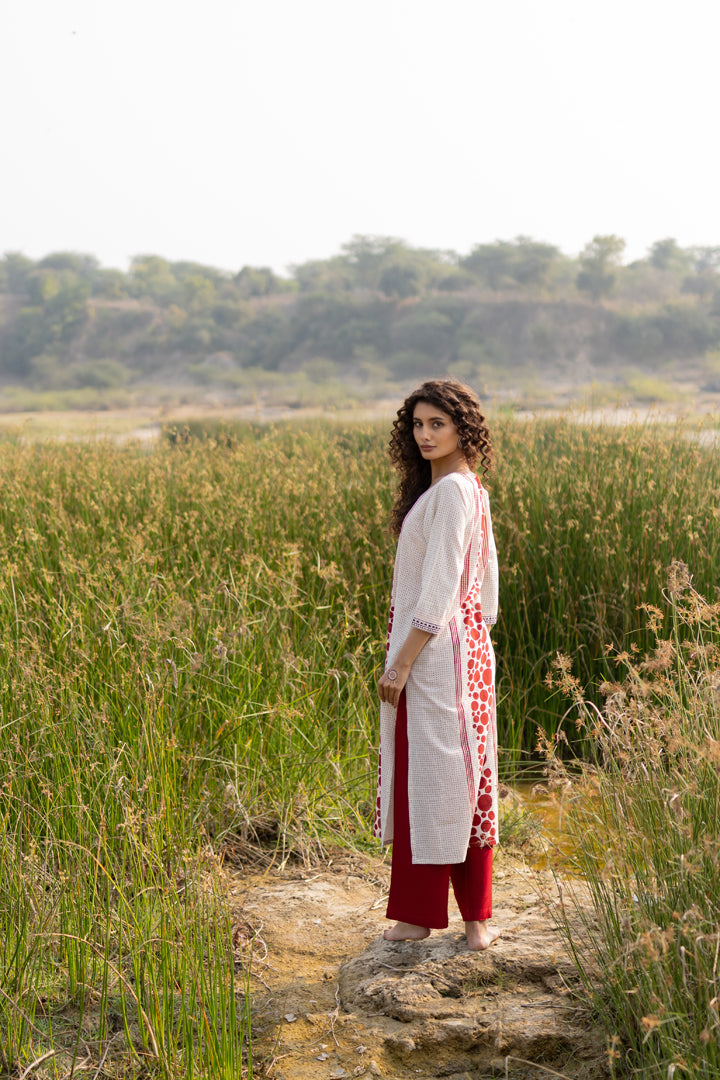 Off-White & Maroon Bagh Hand Print Cotton Kurta – Tarang