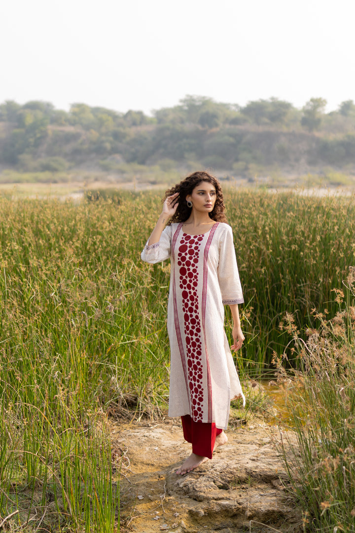 Off-White & Maroon Bagh Hand Print Cotton Kurta – Tarang