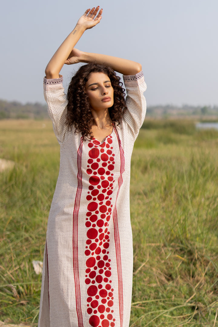 Off-White & Maroon Bagh Hand Print Cotton Kurta – Tarang