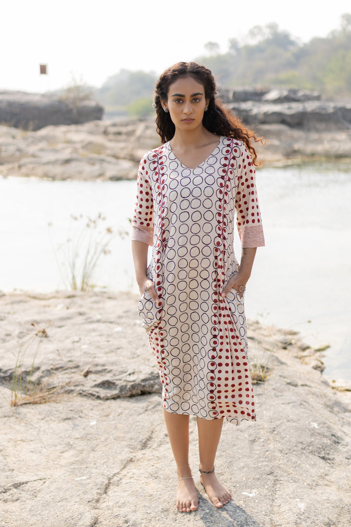 Off-White & Maroon Bagh Block Print Cotton Midi Dress – Tarang