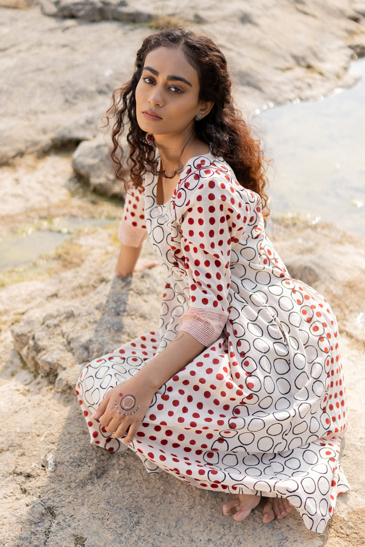 Off-White & Maroon Bagh Block Print Cotton Midi Dress – Tarang