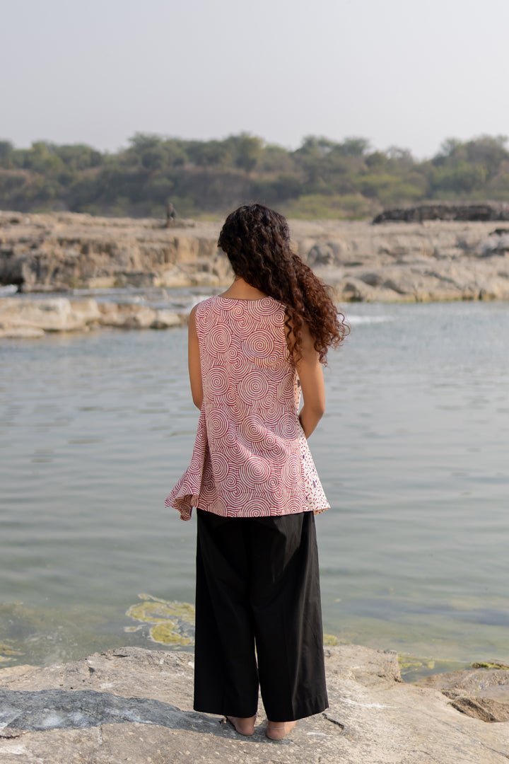 Off-White & Black Bagh Cotton Sleeveless Top – Tarang