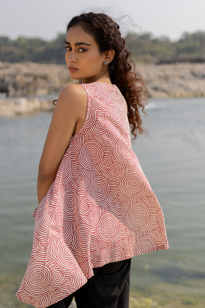 Off-White & Black Bagh Cotton Sleeveless Top – Tarang