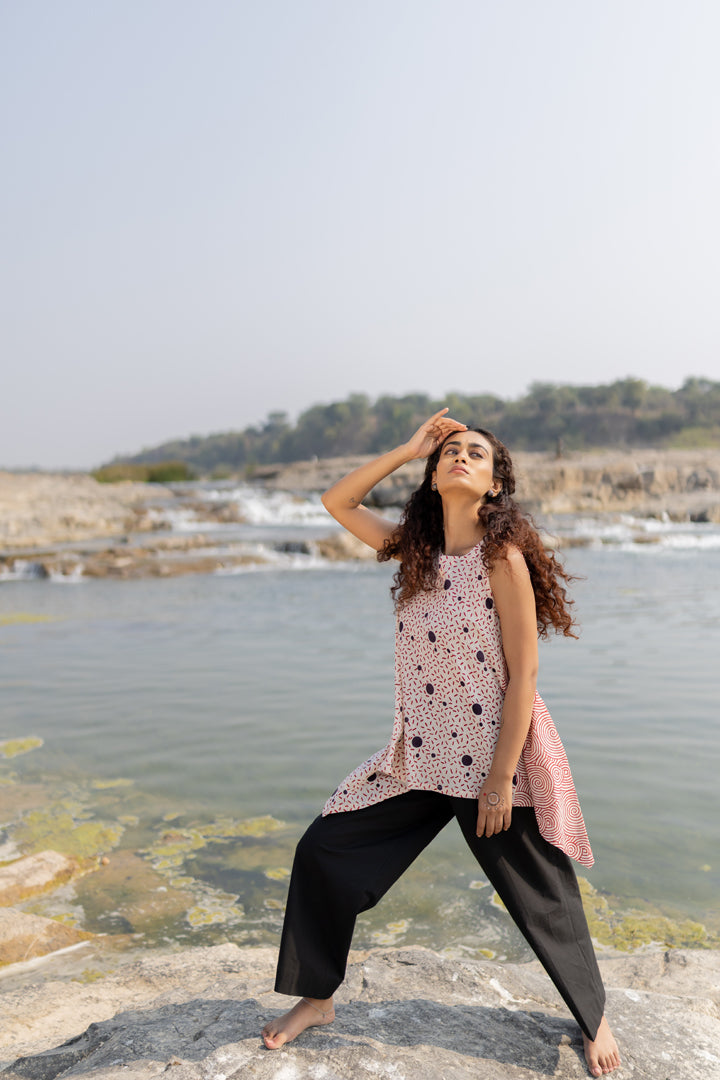 Off-White & Black Bagh Cotton Sleeveless Top – Tarang