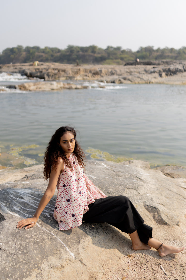 Off-White & Black Bagh Cotton Sleeveless Top – Tarang