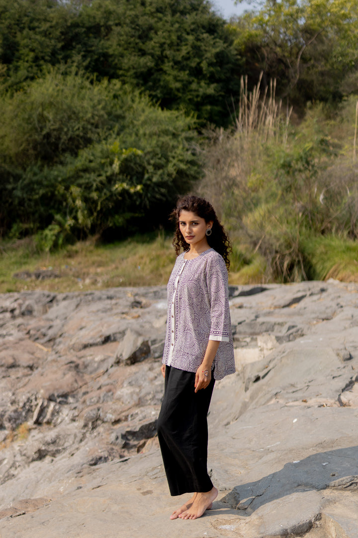 Bagh Spiral Motif Black Cotton Shirt – Tarang