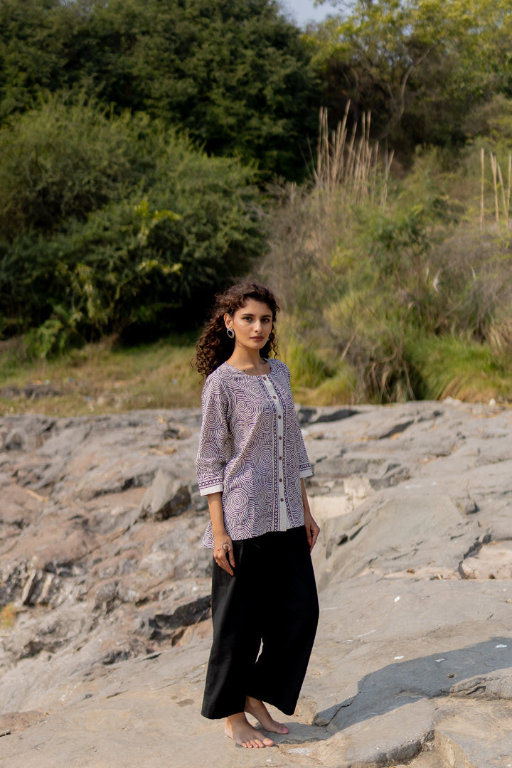 Bagh Spiral Motif Black Cotton Shirt – Tarang