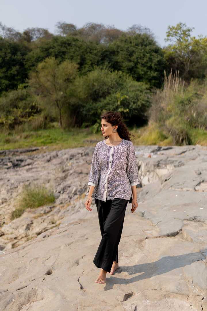 Bagh Spiral Motif Black Cotton Shirt – Tarang