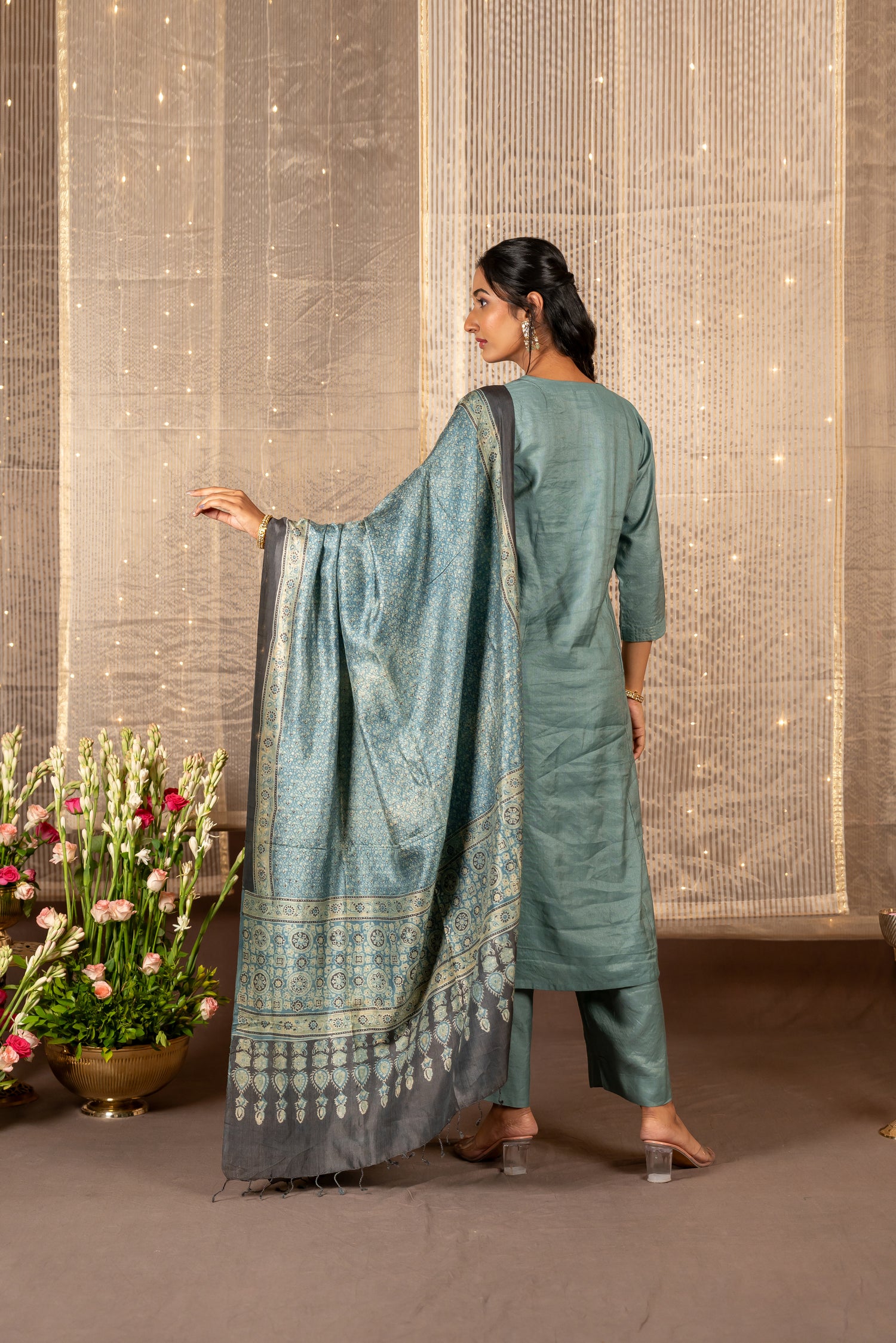 Ira Sea Green Silk Tissue Striped Kurta Set of 2 with Zari Detailing | Ray Ethnic
