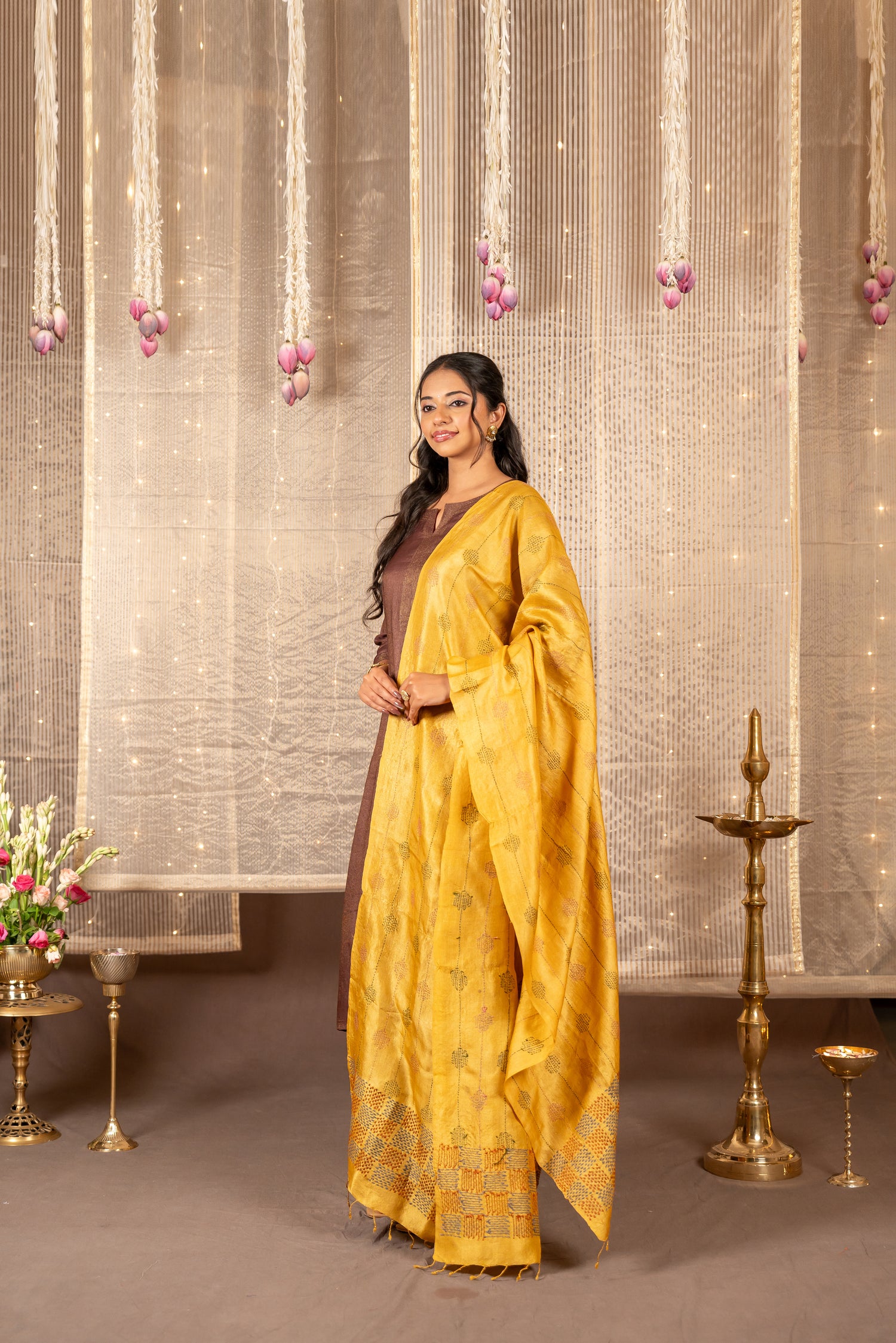 Ira Brown Block Print Chanderi Silk Kurta Set of 2 with Zari Detailing | Ray Ethnic