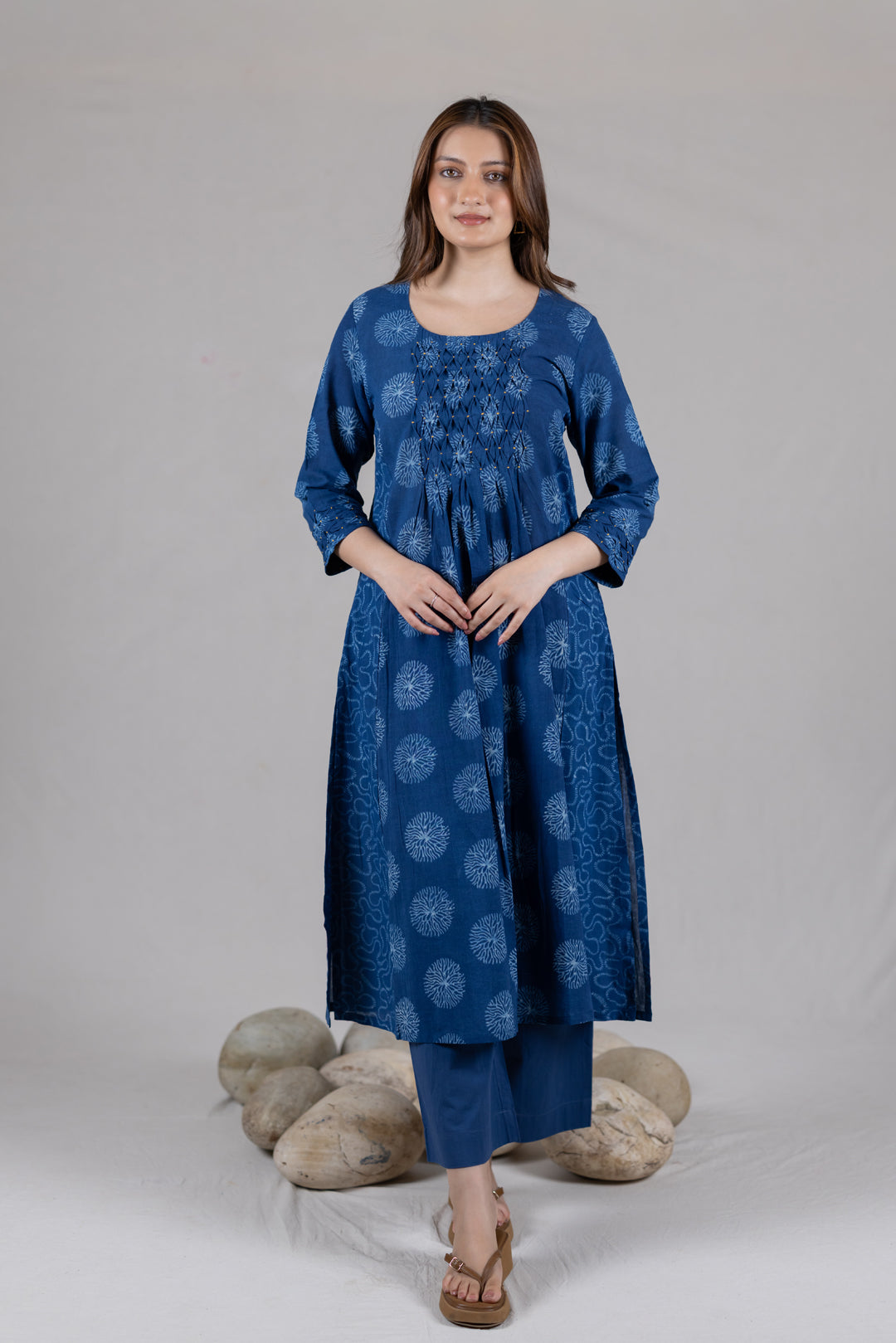 Dabu Round Neck Gathered Kurta in Indigo - Kai