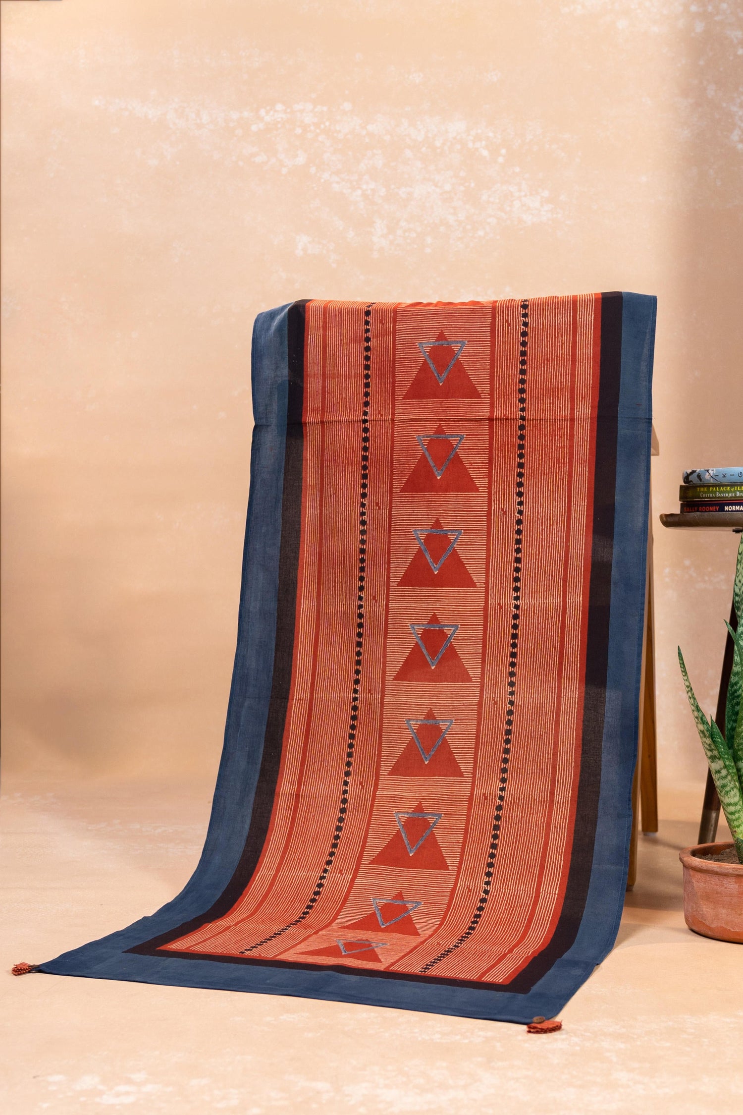 Aakaar Maroon Ajarakh Cotton Stole | Ray-ethnic