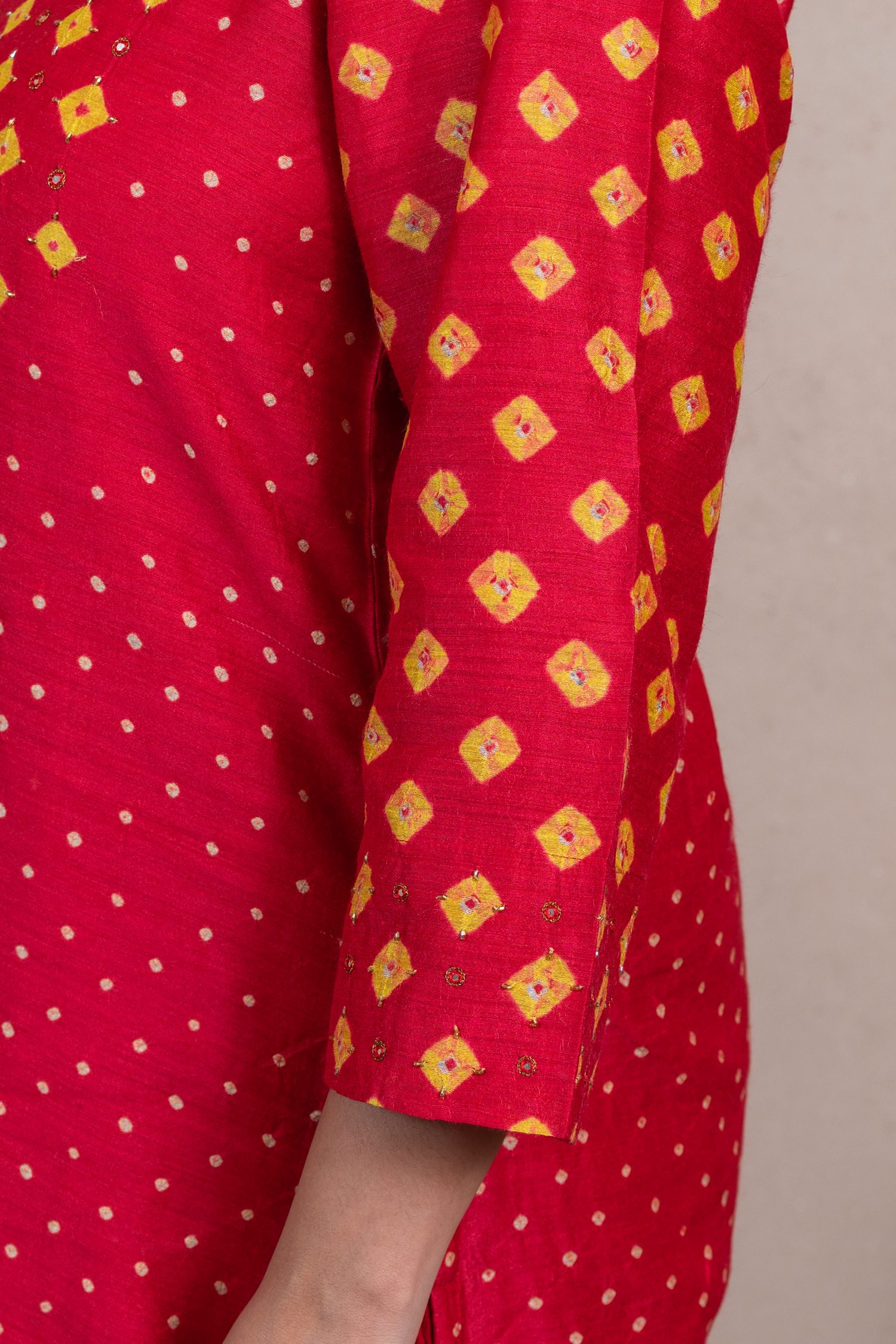 Raysham Red Bandhani Munga Silk Set of 3 | Ray-ethnic