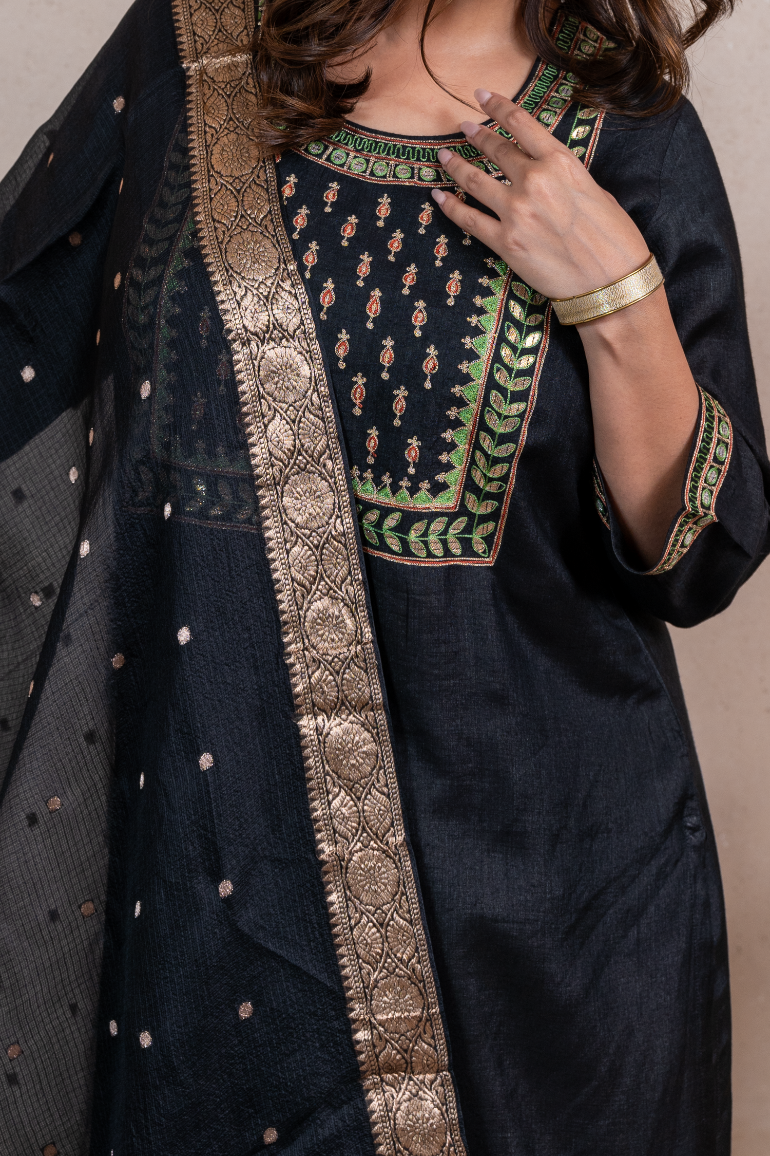 Raysham Black Machine Embroidered Cotton Silk Set of 3 | Ray-ethnic