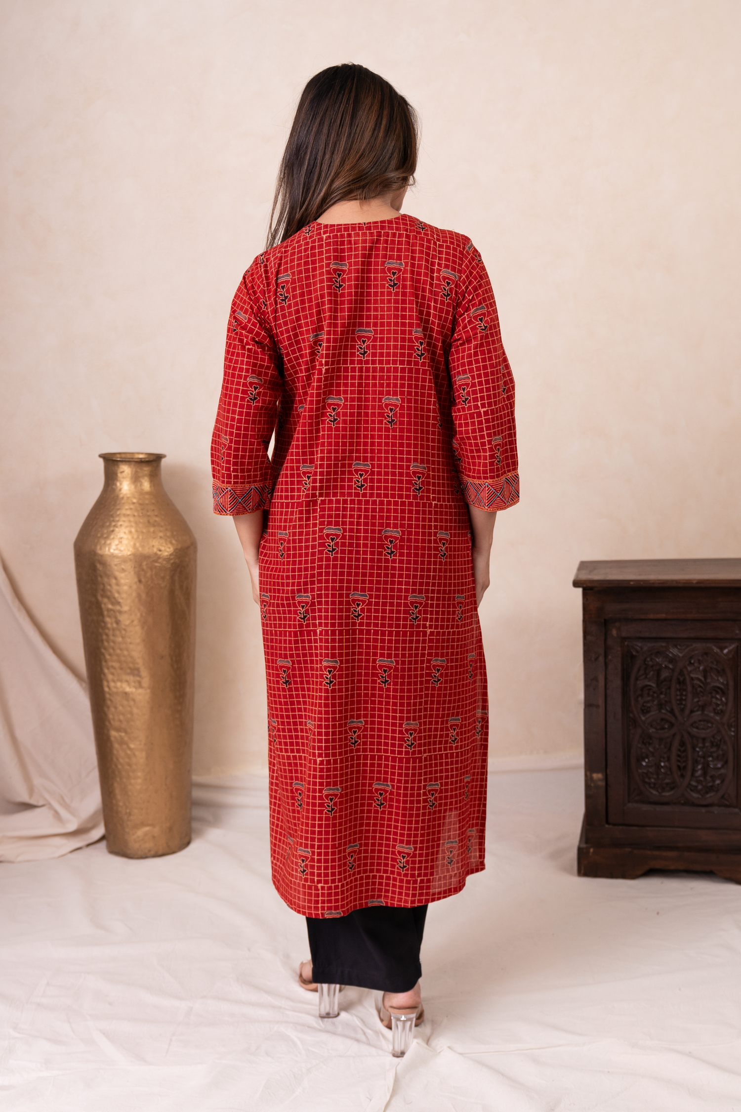 Aakruti Maroon Ajarakh Cotton Kurta | Ray-ethnic