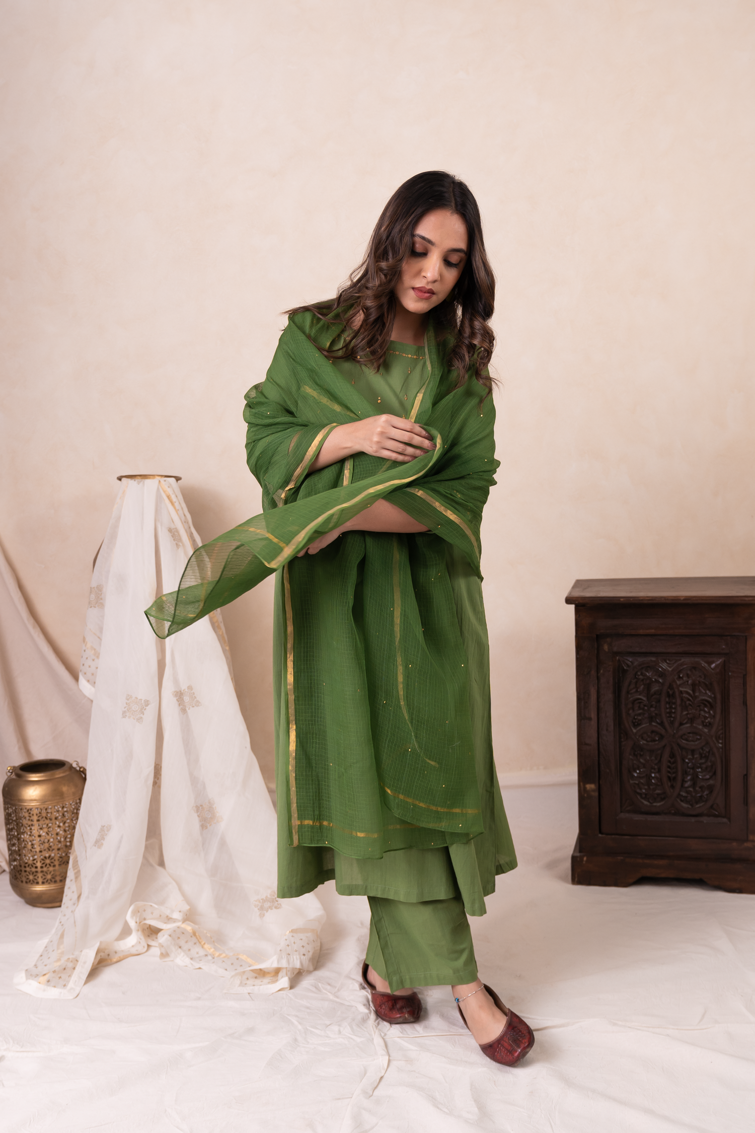 Aakruti Green Sequins Cotton Set of 3 | Ray-ethnic