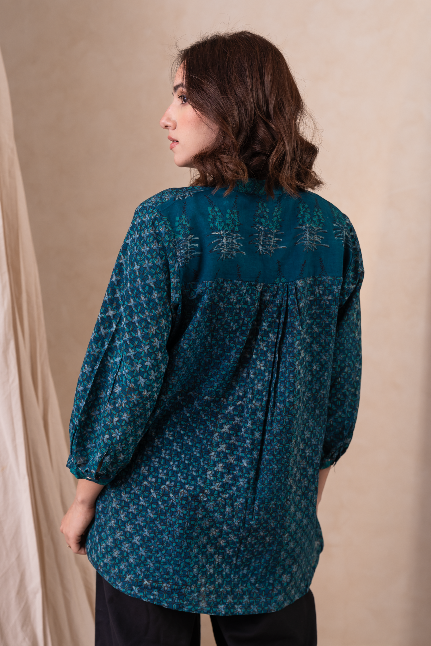 Aakruti Rama Green Dabu Cotton Top | Ray-ethnic