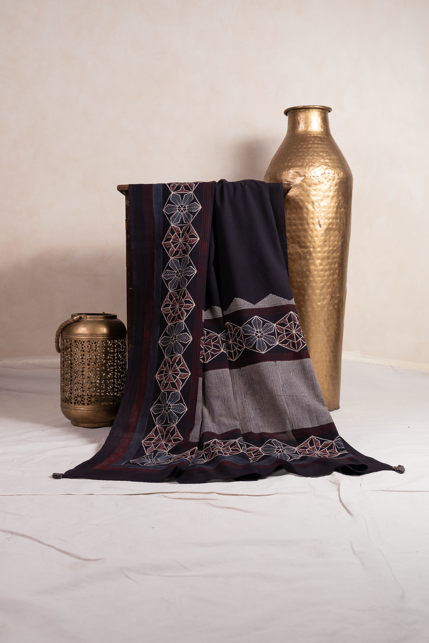 Aakruti Black Ajarakh Cotton Dupatta | Ray-ethnic