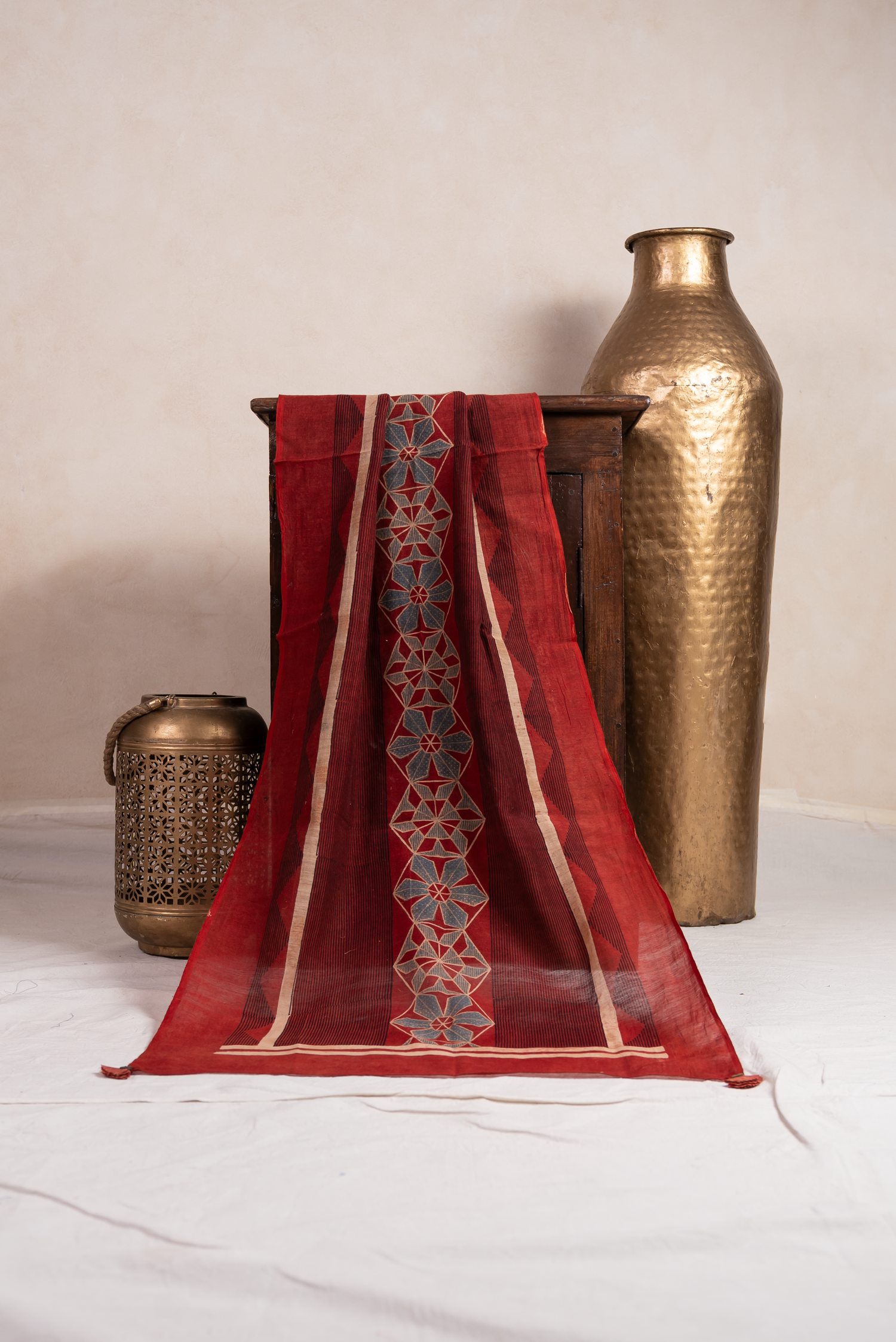 Aakruti Maroon Ajarakh Chanderi Stole | Ray-ethnic