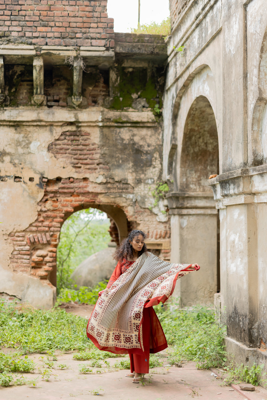 Cream Ajrakh Hand Block Printed Mul Cotton Dupatta - Mehrab