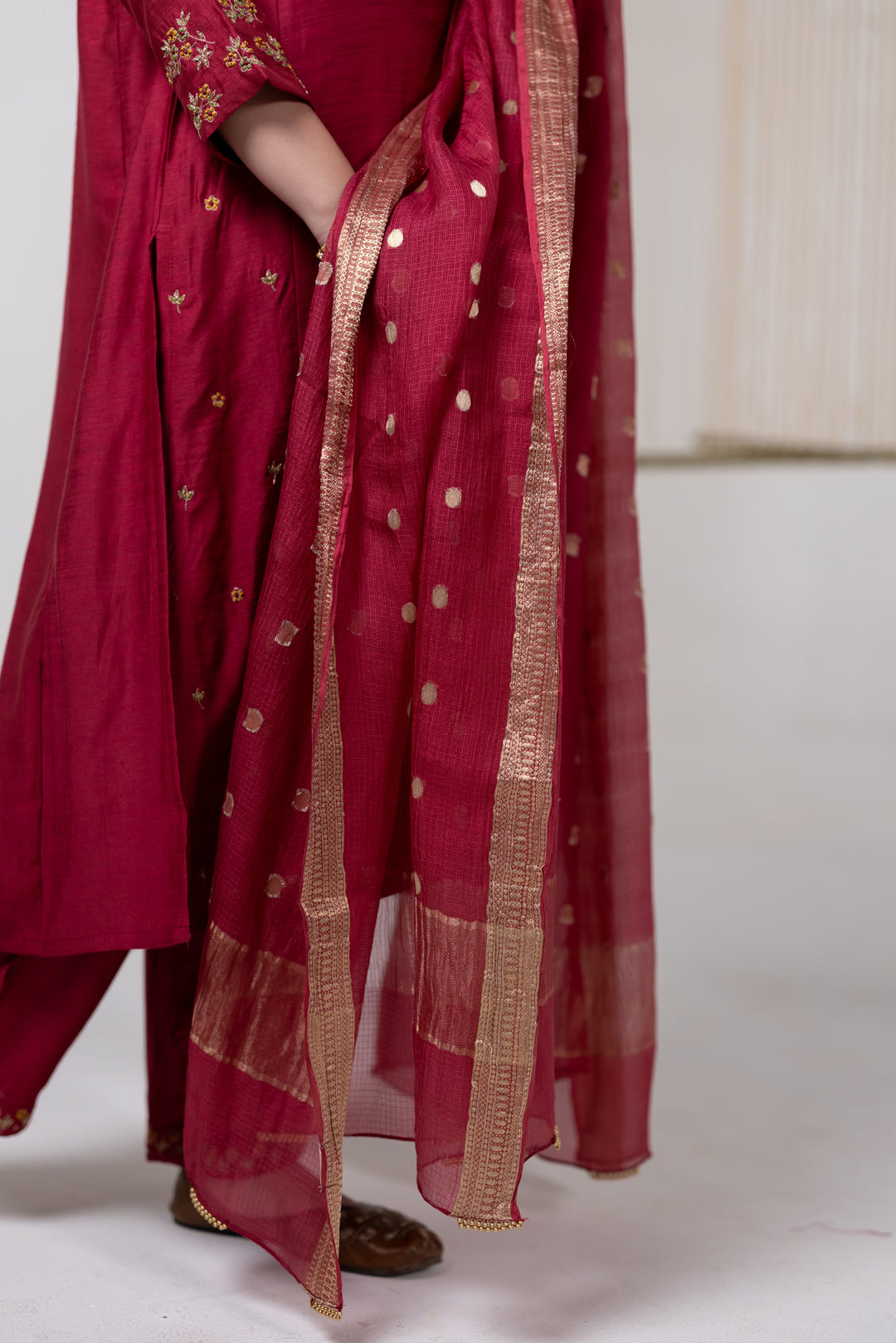 Maroon Chanderi Silk Kurta Set of 3 with Khat Work - Dhaaga