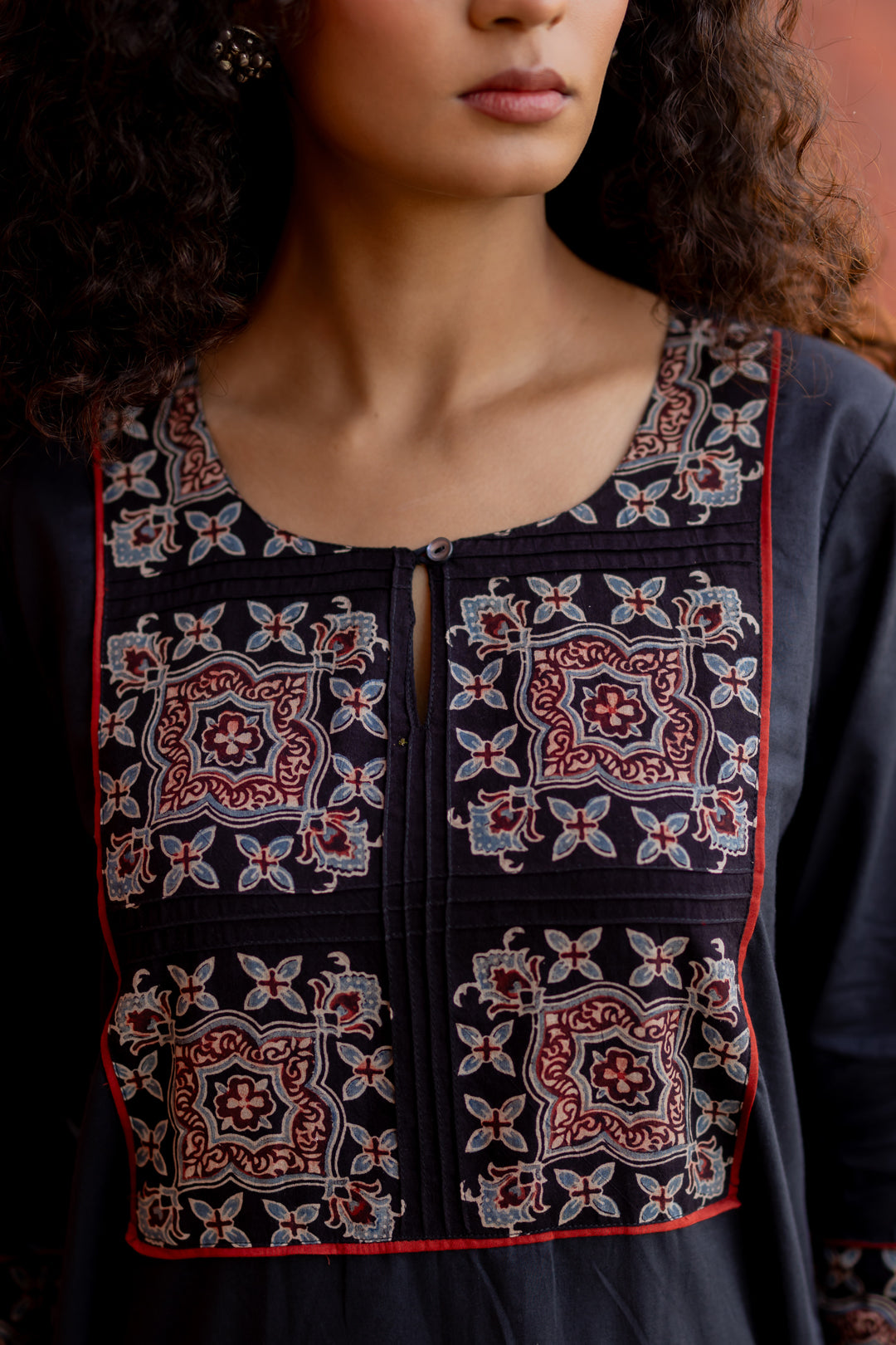 Women's Ajrakh Mul Cotton Kurta in Black - Mehrab