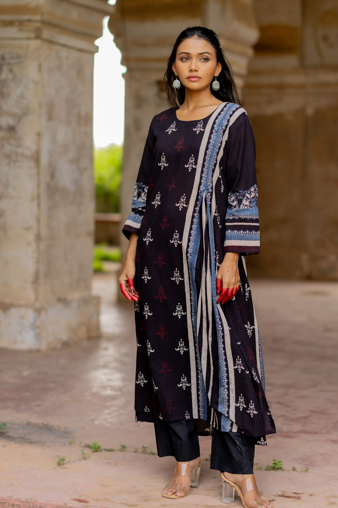 Ajrakh Printed Round Neck Kurta in Black - Mehrab