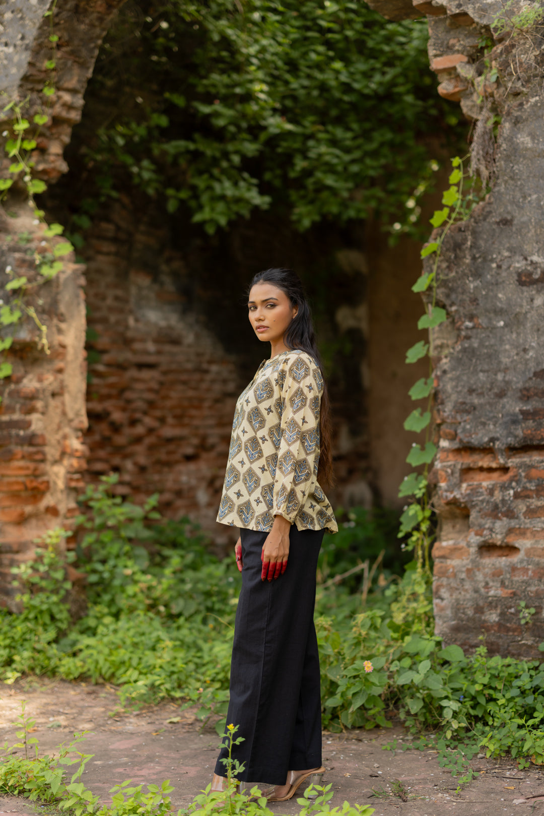 Women's Cream White Mul Cotton Top - Mehrab