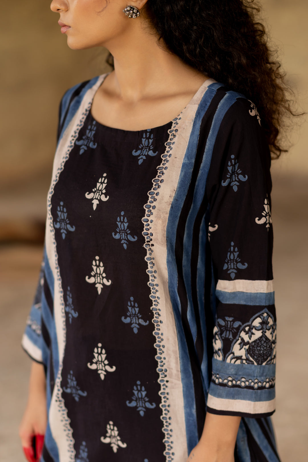 Women's Ajrakh Round Neck Black Kurta - Mehrab