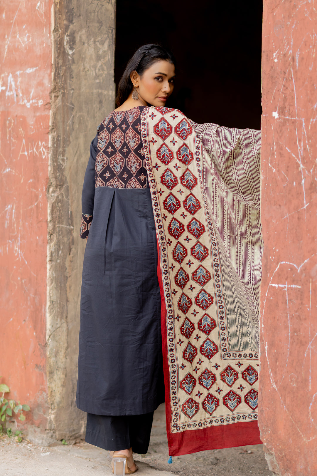 Ajrakh Hand Block Printed Mul Cotton Dupatta - Mehrab