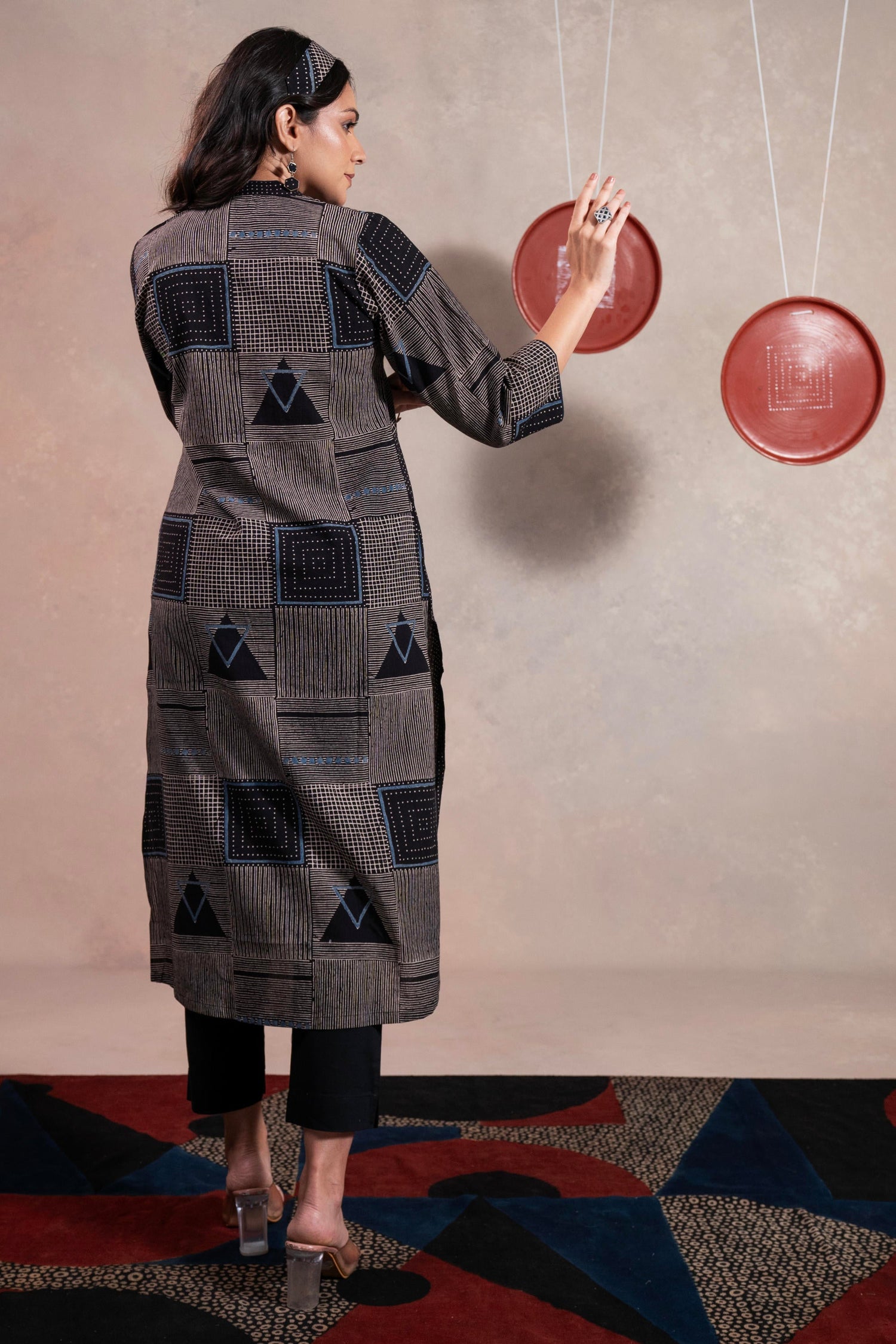 Aakaar Blue Ajarakh Cotton Kurta | Ray-ethnic