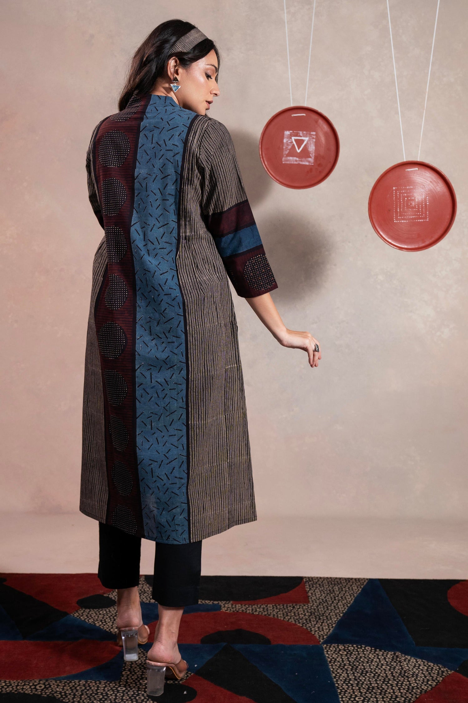Aakaar Dark Maroon Ajarakh Cotton Kurta | Ray-ethnic