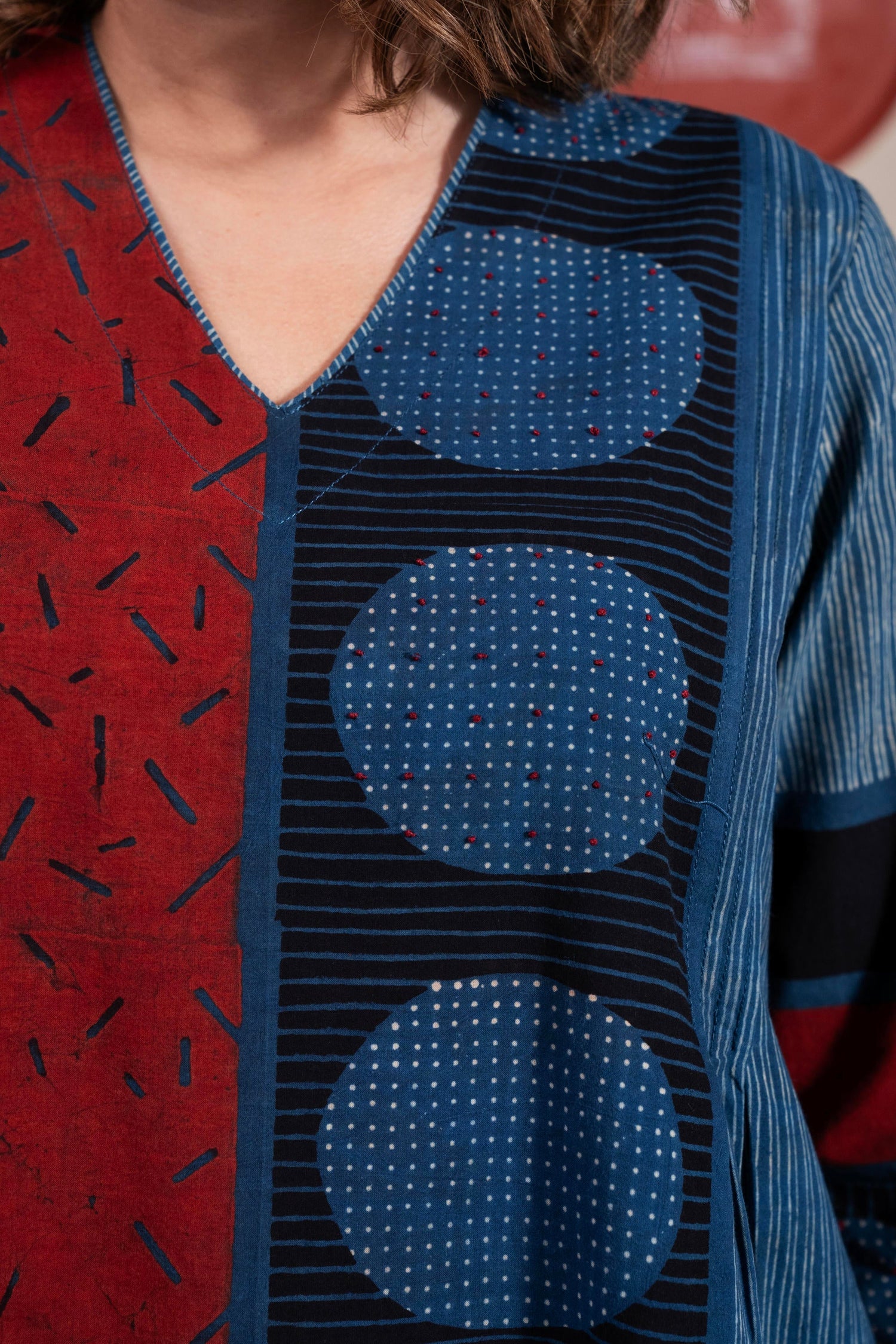 Aakaar Indigo Ajarakh Cotton Kurta | Ray-ethnic