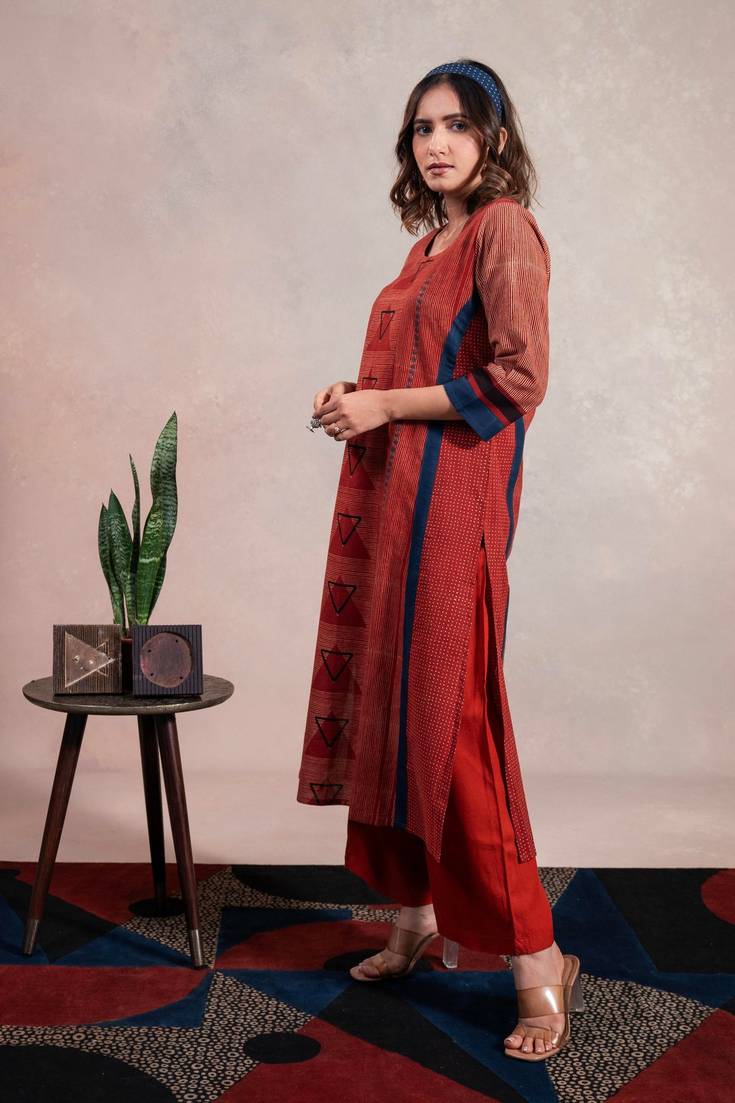 Aakaar Rust Ajarakh Cotton Kurta | Ray-ethnic