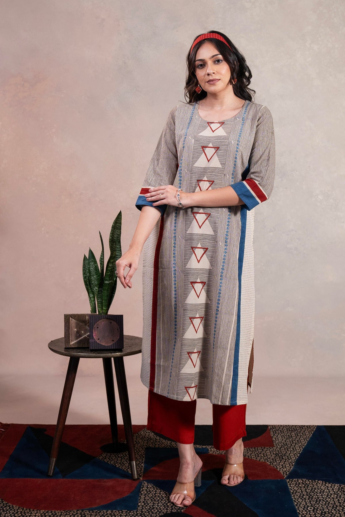 Aakar Cream Ajarakh Cotton Kurta | Ray-ethnic