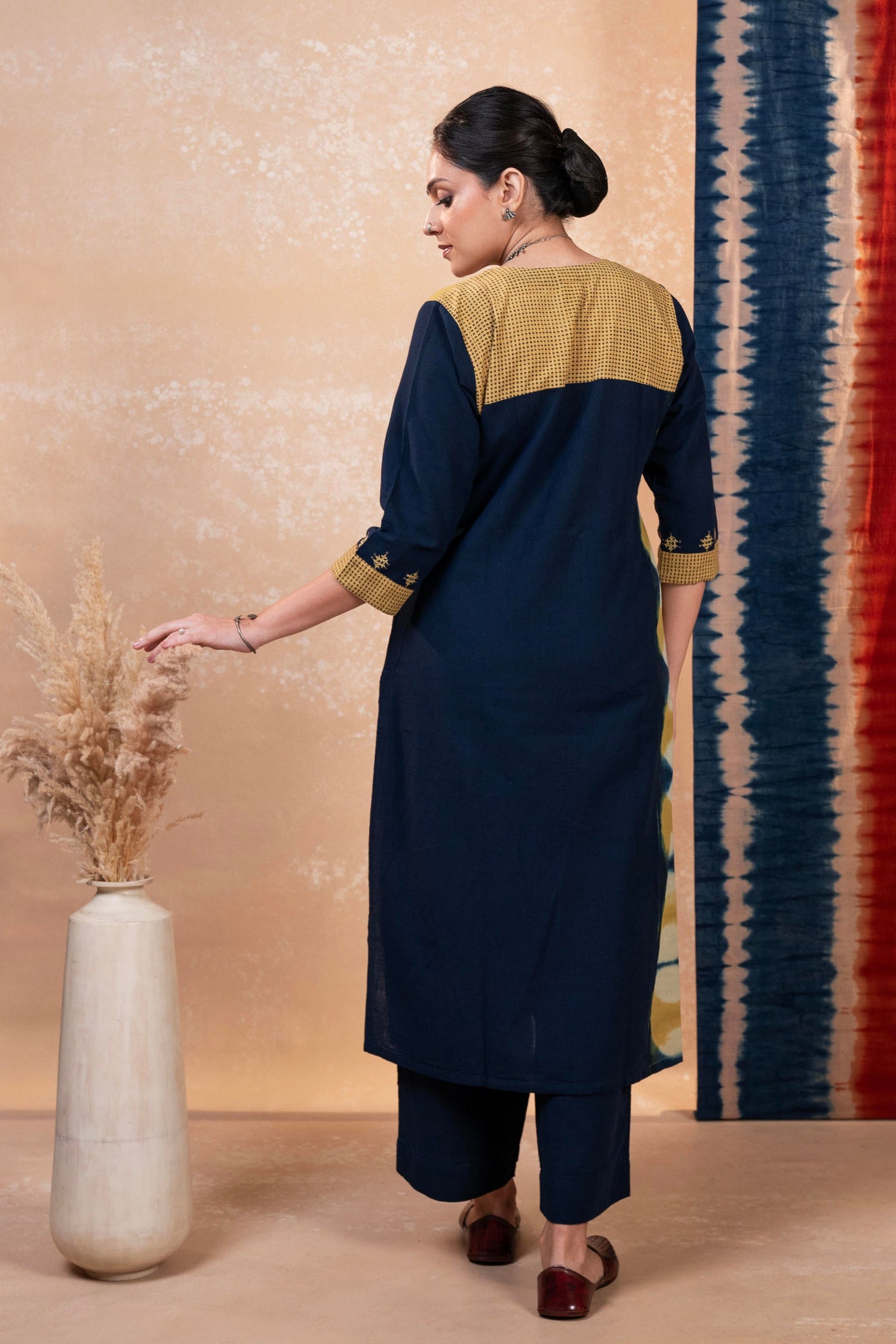 Aakaar Navy Blue Clamp Cotton Set Of 2 | Ray-ethnic